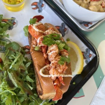 Lobster-Guys - Connecticut Style Roll - Seafood Near Me - Pasadena, California