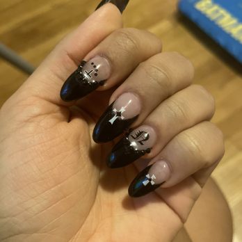 G Beauty Lounge - Nail Salons Near Me - North Bergen, New Jersey
