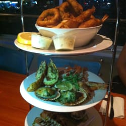 Alex Surf Supporters Club - The seafood platter...huge but great variety & fresh food with flavours