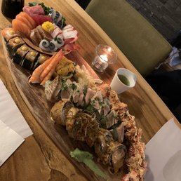 Omakase sushi platter