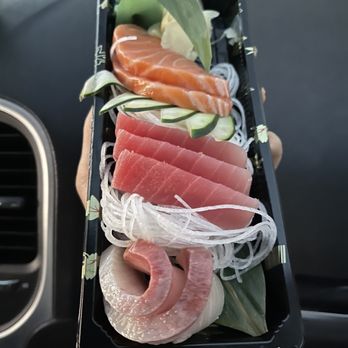 Sakura - sashimi appetizer - Sushi Bars Near Me - Price, Utah Sakura - sashimi appetizer - Sushi Bars Near Me - Price, Utah