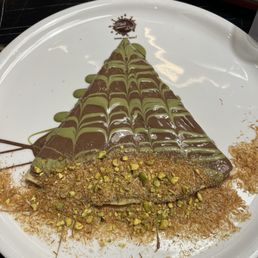 Dubai chocolate crepe