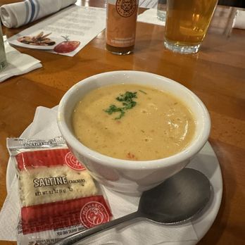 Mallards Southern Kitchen - LOBSTER BISQUE CUP- this was pretty peppery and had one chunck of lobster... not worth it - Seafood Near Me - Inver Grove Heights, Minnesota