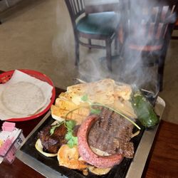Los Cucos Mexican Cafe