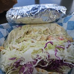Lewis Seafood Shack - 1 split into 2. More than plenty and also yum. Great price performance.
