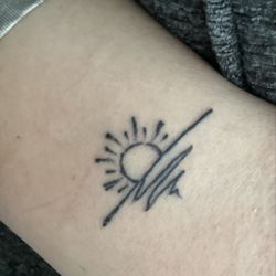 Grinn & Barrett Tattoo Studio