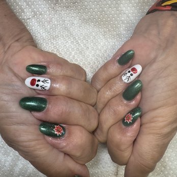 Apple Nails Spa - Nail Salons Near Me - Honolulu, Hawaii