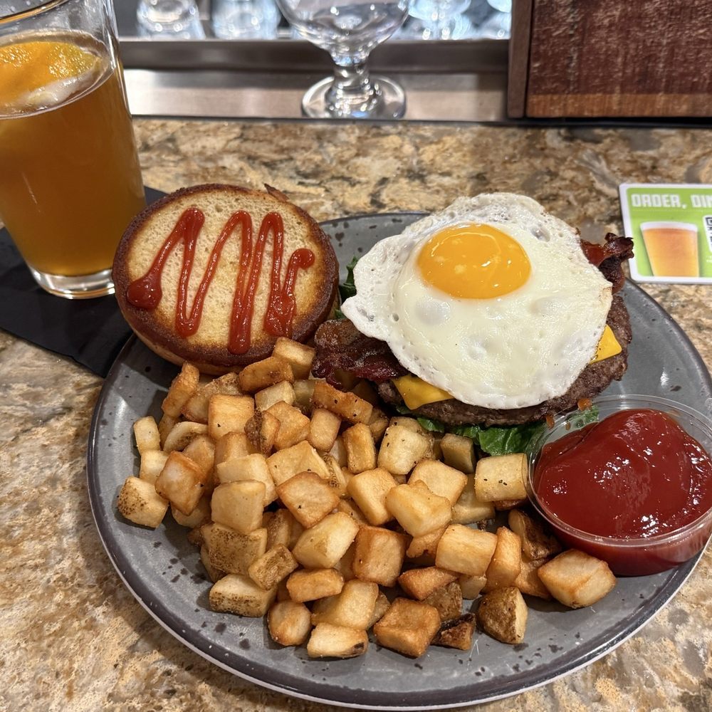Lolo American Kitchen And Craft Bar - Brekki Burger. - New American Near Me - Saint Paul, Minnesota Lolo American Kitchen And Craft Bar - Brekki Burger. - New American Near Me - Saint Paul, Minnesota