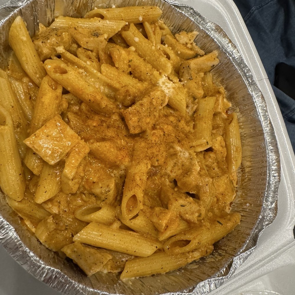 La Gustosa - Cajun Chicken Alfredo Platter Dinner - Pizza Near Me - Philadelphia, Pennsylvania La Gustosa - Cajun Chicken Alfredo Platter Dinner - Pizza Near Me - Philadelphia, Pennsylvania