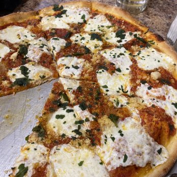 Argentos Pizza - Margherita pizza - Pizza Near Me - Buckeye, Arizona