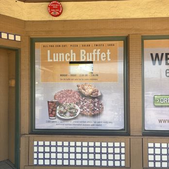 Round Table Pizza - Pizza Near Me - El Cajon, California Round Table Pizza - Pizza Near Me - El Cajon, California