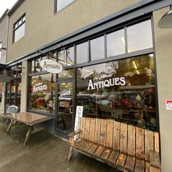 1st Street Antiques