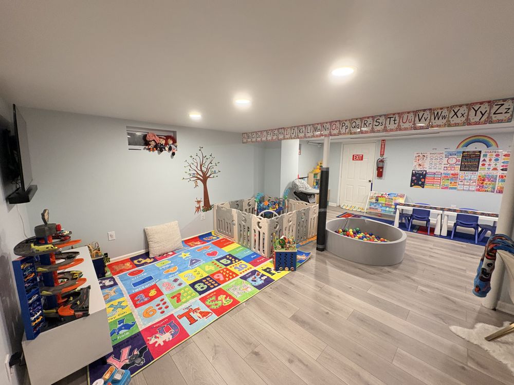 Bumble Bee Buds - childcare center in Danbury, CT