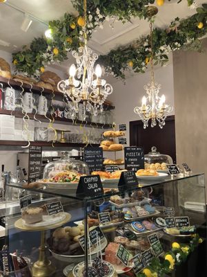 Petterino's Pasticceria by null