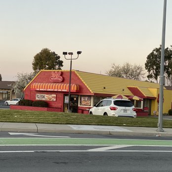 Wienerschnitzel - Exterior - Hot Dogs Near Me - San Jose, California Wienerschnitzel - Exterior - Hot Dogs Near Me - San Jose, California