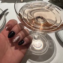 Nails by Mimi Nails by Mimi