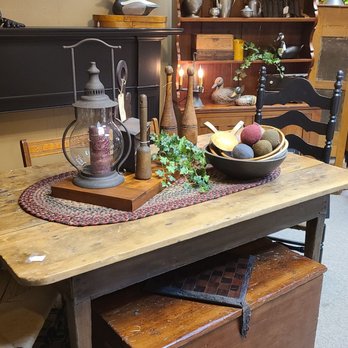Over The Back Fence - Love the centetpiece display on this farmhouse table. - Antiques Near Me - Frankfort, Indiana Over The Back Fence - Love the centetpiece display on this farmhouse table. - Antiques Near Me - Frankfort, Indiana