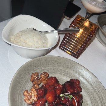 Sei Less - Chinese Near Me - New York, New York