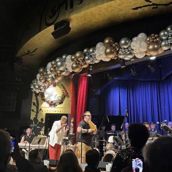 Yoshi's - Jazz & Blues Near Me - Oakland, California