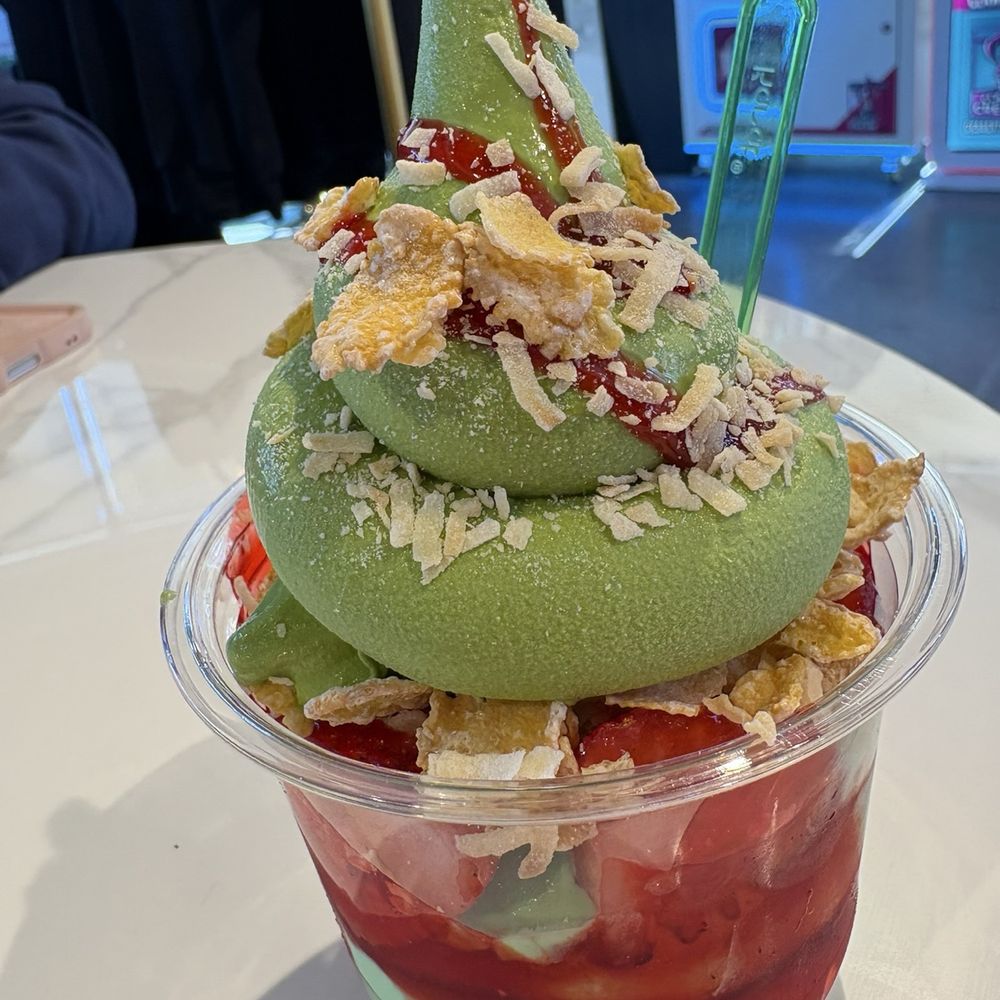 Claws and Cream - Pandan Coconut and matcha - Coffee & Tea Near Me - Garden Grove, California Claws and Cream - Pandan Coconut and matcha - Coffee & Tea Near Me - Garden Grove, California