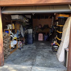 A clean and happy garage-look at the floor space!