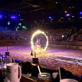 Dolly Parton's Stampede - Ring of fire - Performing Arts Near Me - Pigeon Forge, Tennessee