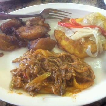 Tropical Beach Cafe - ropa vieja, sweet plantains and green plantains - Cuban Near Me - Miami Beach, Florida
