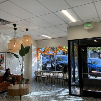 Carino Coffeehouse - Comfy places to sit. - Coffee Roasteries Near Me - Vancouver, Washington
