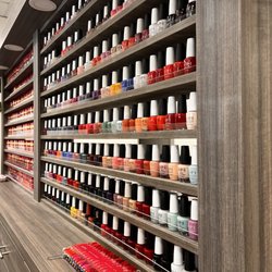TiLi Nail Lounge