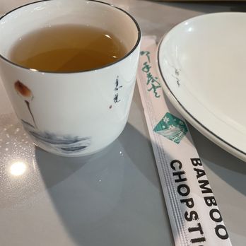 Honolulu Seafood Restaurant - Dim Sum Near Me - Urban Honolulu, Hawaii Honolulu Seafood Restaurant - Dim Sum Near Me - Urban Honolulu, Hawaii