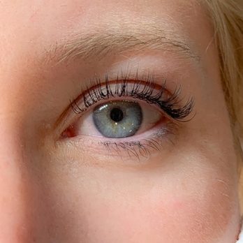 Honeys Lash & Brow - Classic lash full set - Eyelash Service Near Me - Austin, Texas Honeys Lash & Brow - Classic lash full set - Eyelash Service Near Me - Austin, Texas