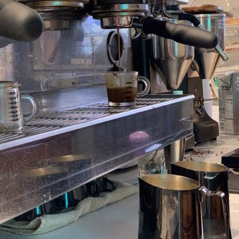 Catalyst Coffee - Pulling shots the old fashioned way - Cafes Near Me - Yakima, Washington Catalyst Coffee - Pulling shots the old fashioned way - Cafes Near Me - Yakima, Washington
