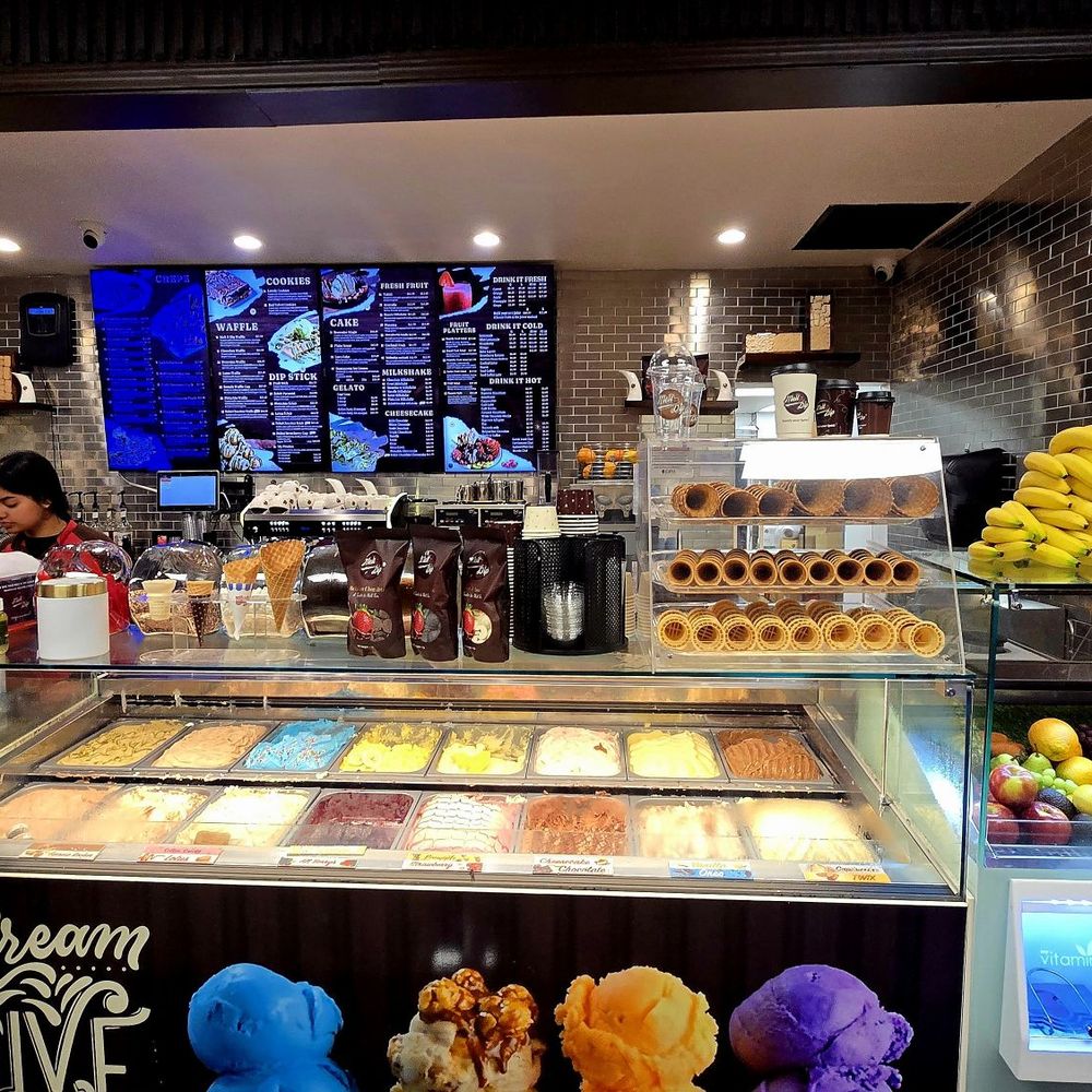 Melt n Dip - Ice Cream & Frozen Yogurt Near Me - Aurora, Illinois Melt n Dip - Ice Cream & Frozen Yogurt Near Me - Aurora, Illinois