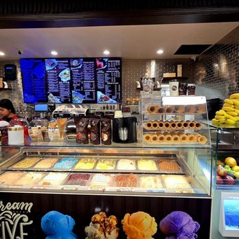 Melt n Dip - Ice Cream & Frozen Yogurt Near Me - Aurora, Illinois Melt n Dip - Ice Cream & Frozen Yogurt Near Me - Aurora, Illinois