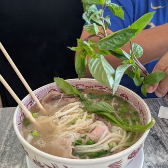 Pho Le Vietnamese Restaurant - They give you so many extras for the pho - Vietnamese Near Me - Moreno Valley, California Pho Le Vietnamese Restaurant - They give you so many extras for the pho - Vietnamese Near Me - Moreno Valley, California