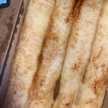 Pizza Hut - Breadsticks. Supposed to be cinnamon sticks BUT THERES NONE ON THERE - Pizza Near Me - Perris, California Pizza Hut - Breadsticks. Supposed to be cinnamon sticks BUT THERES NONE ON THERE - Pizza Near Me - Perris, California