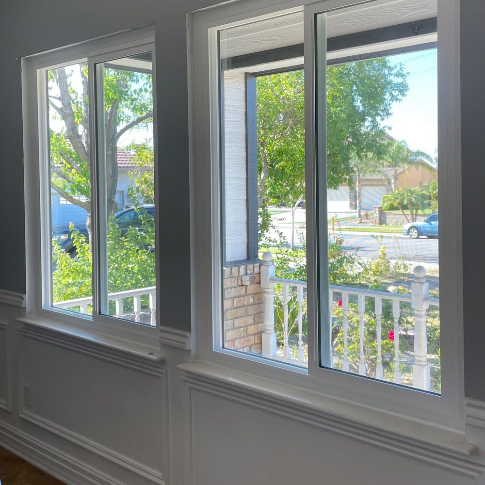 Silver Lining Windows & Doors - Windows facing south - Windows Installation Near Me - Riverside, California Silver Lining Windows & Doors - Windows facing south - Windows Installation Near Me - Riverside, California
