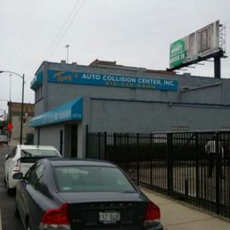 Exterior photo of Tony's Auto Collision Center - Chicago, Illinois Exterior photo of Tony's Auto Collision Center - Chicago, Illinois