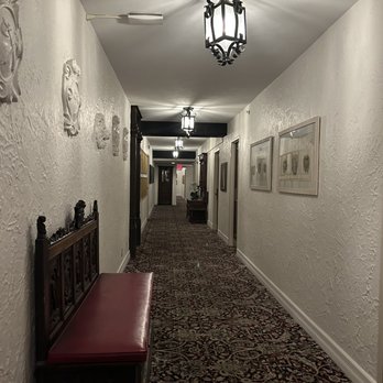 The Cheshire - Hotels Near Me - St. Louis, Missouri The Cheshire - Hotels Near Me - St. Louis, Missouri