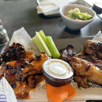 BarTenders Eatery - Grilled wings - Mini Golf Near Me - Katy, Texas