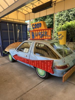 Hi-Pointe Drive-In by null