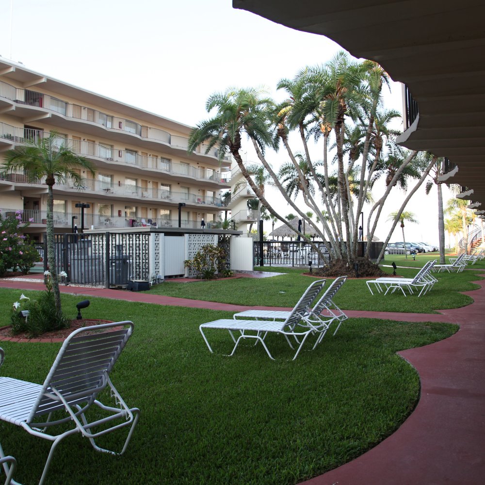 Sarasota Sands Resort - Sarasota Sands - Resorts Near Me - Sarasota, Florida Sarasota Sands Resort - Sarasota Sands - Resorts Near Me - Sarasota, Florida