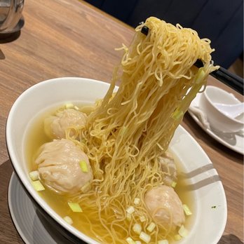 Congee Queen - Noodles pretty decent and the wontons were surprisingly good. - Chinese Near Me - Mississauga, Ontario