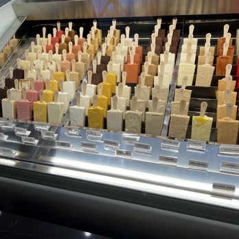 D'Liras - Bakeries Near Me - Wilton Manors, Florida