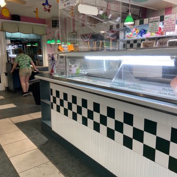 McNulty's Ice Cream Parlor - Ice Cream & Frozen Yogurt Near Me - Miller Place, New York McNulty's Ice Cream Parlor - Ice Cream & Frozen Yogurt Near Me - Miller Place, New York