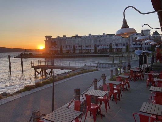 Hudson Farmer & The Fish Restaurant by null