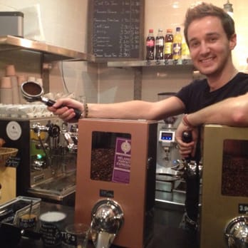 Terres de Café - The barista Mathieu - Coffee & Tea Supplies Near Me - Paris, 75
