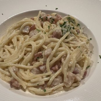 Bellini Bistro - Spaghetti Carbonara - Italian Near Me - Foster City, California