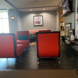 Lobby, dinning area. Lobby, dinning area.