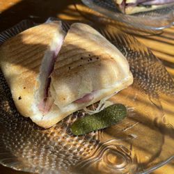 Tonolli’s Cafe - Roma pannini